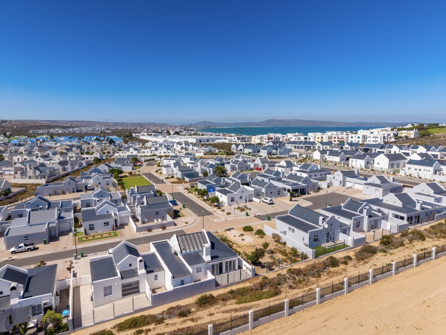 3 Bedroom Property for Sale in Laguna Hills Western Cape